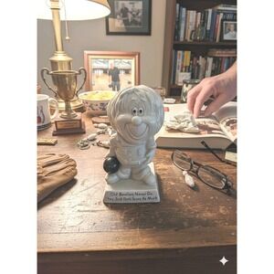 Vintage Russ Wallace Berries Statue 1971 "Old Bowlers" Figurine 836 Made In USA